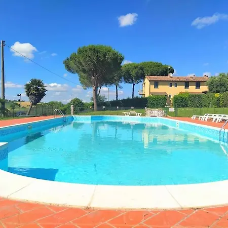 Apartment Raggio Di Sole Castellina Marittima - Bilocale Con Piscina In Toscana