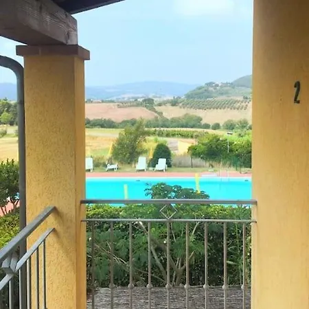 Apartment Raggio Di Sole Castellina Marittima - Bilocale Con Piscina In Toscana